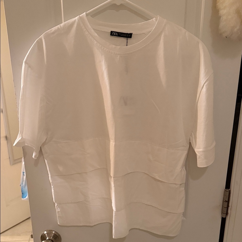 Zara Women's Elegant White Short Sleeve Top
